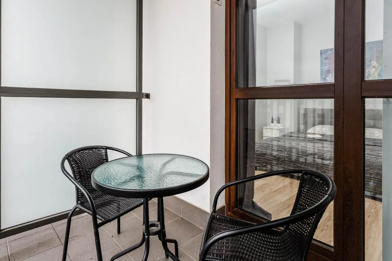 Chill Apartments Airport Apartments Warszawa
