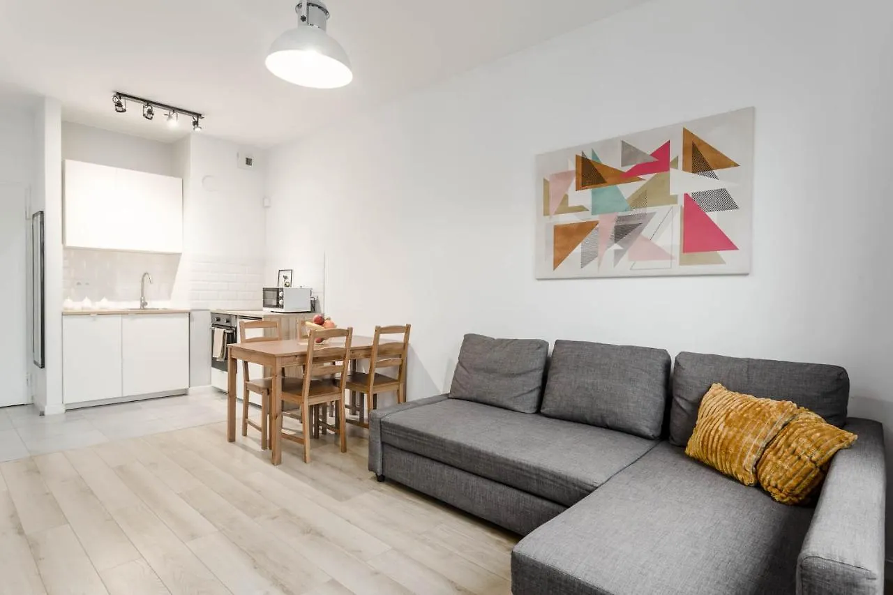 Chill Apartments Airport Apartments contacts